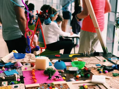 Creative hands-on activity at day camp